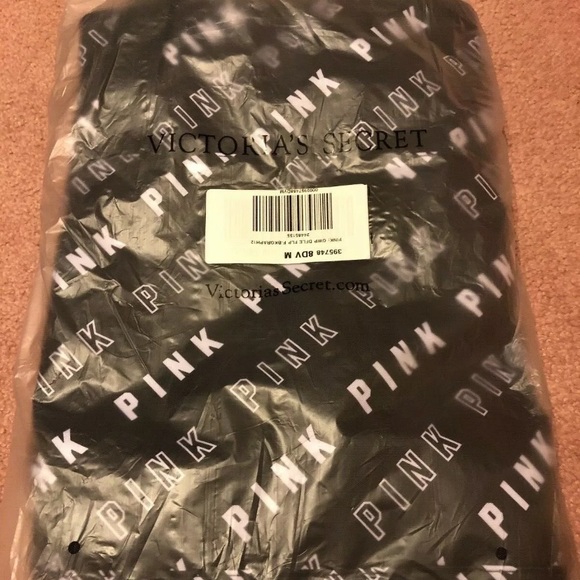 Victoria’s Secret Weekender Duffle Bag Tote - Picture 4 of 5